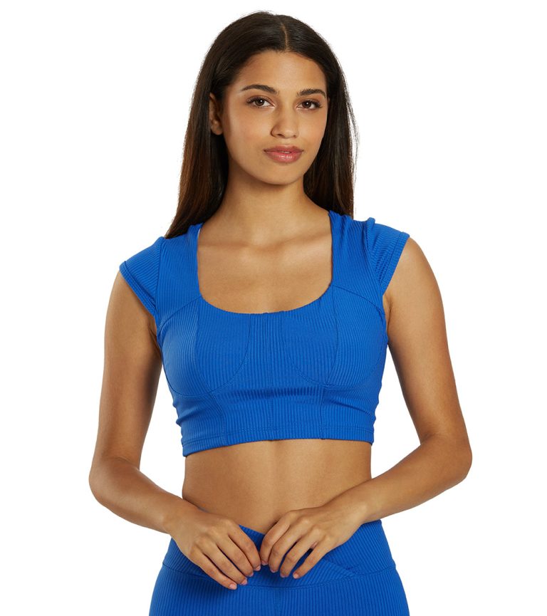 Larisa Crop Tee
